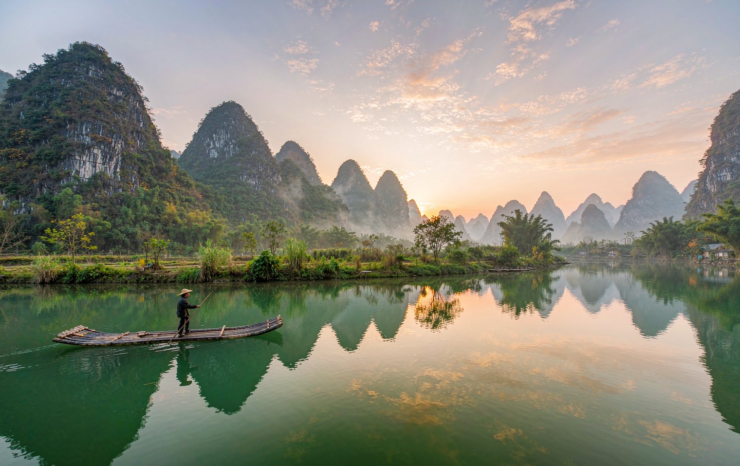 Guilin and Yangshuo, river and terraces in one route